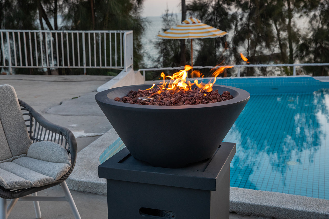 PORTLAND Pool Fire Bowl Only - Round (27"Dia. x 11")