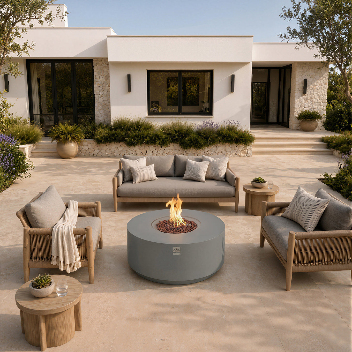 ENCINITAS  Fire Table - Round - Concealed Tank Storage